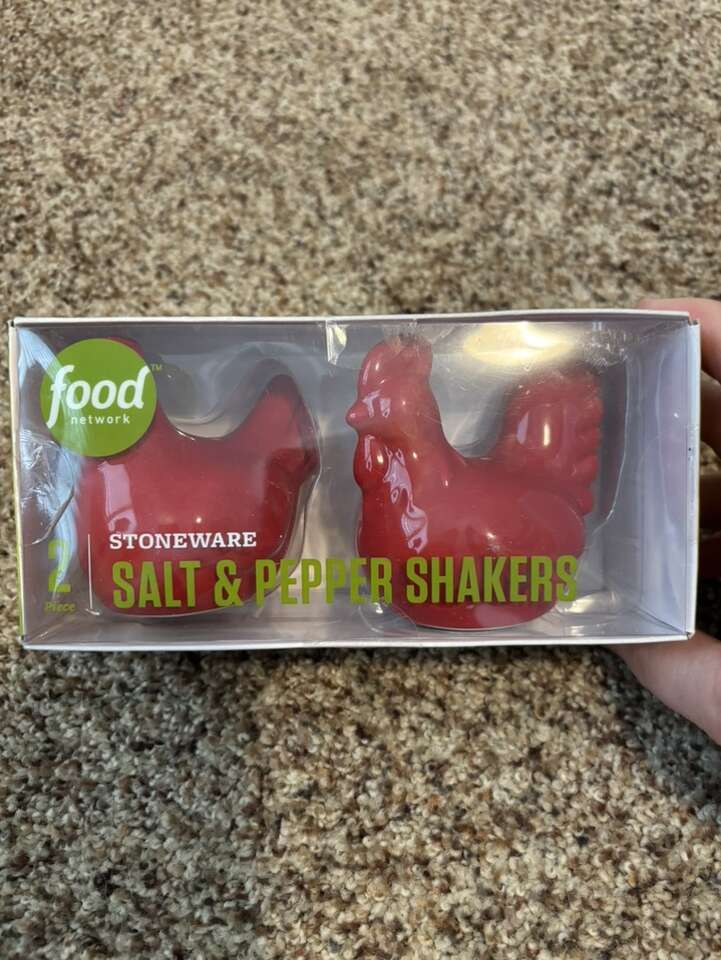 FOOD NETWORK SALT & PEPPER HENS - NEW