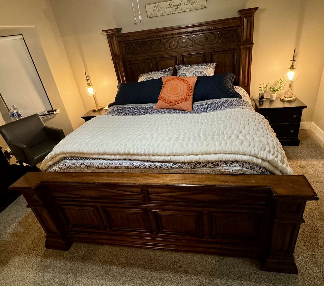 Solid Wood King Size Headboard and Fo… Furniture