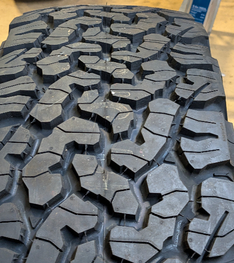 4 BFGOODRICH ALL TERRAIN T/A KO2 RWL LT 265 65 17 120/117S LRE 10 PLY ALL TERRAIN TIRES 16681