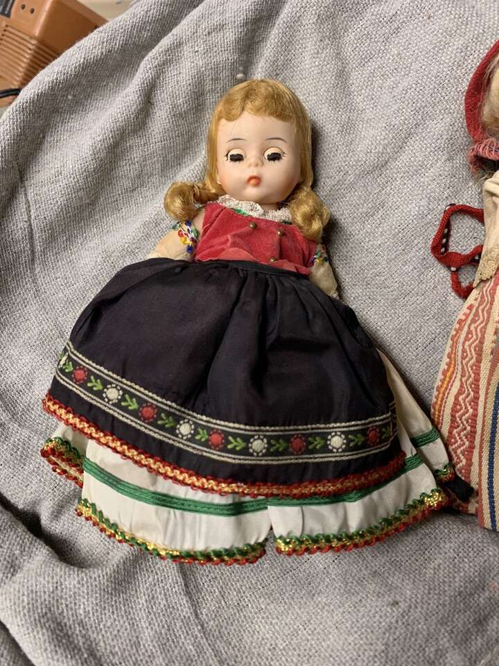 Madam Alexander Dolls Vintage World Collection