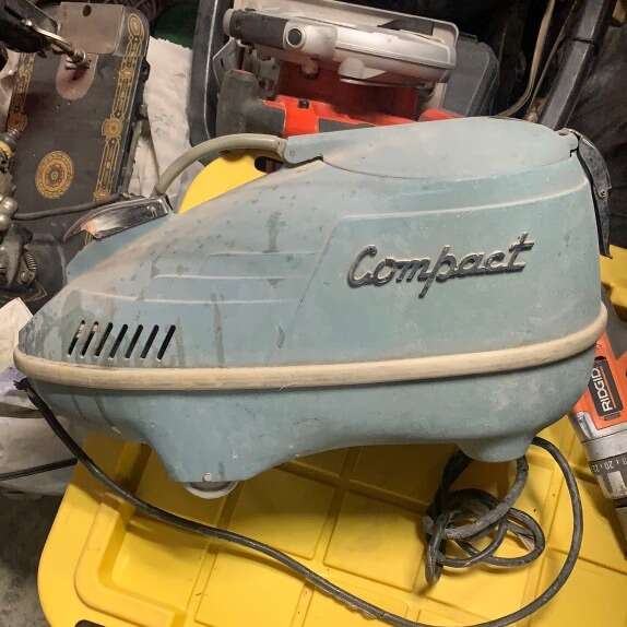 COMPACT C4 20th Anniversary Vacuum Cleaner