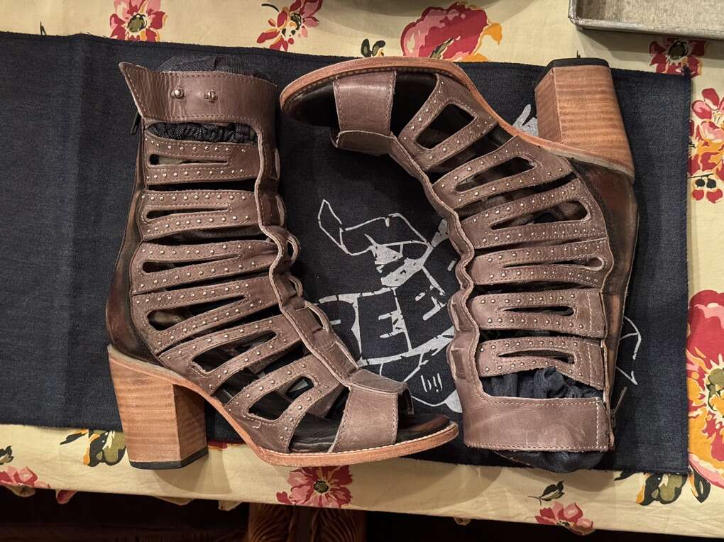 Freebird By Steven Lotus Sandal - Size 8