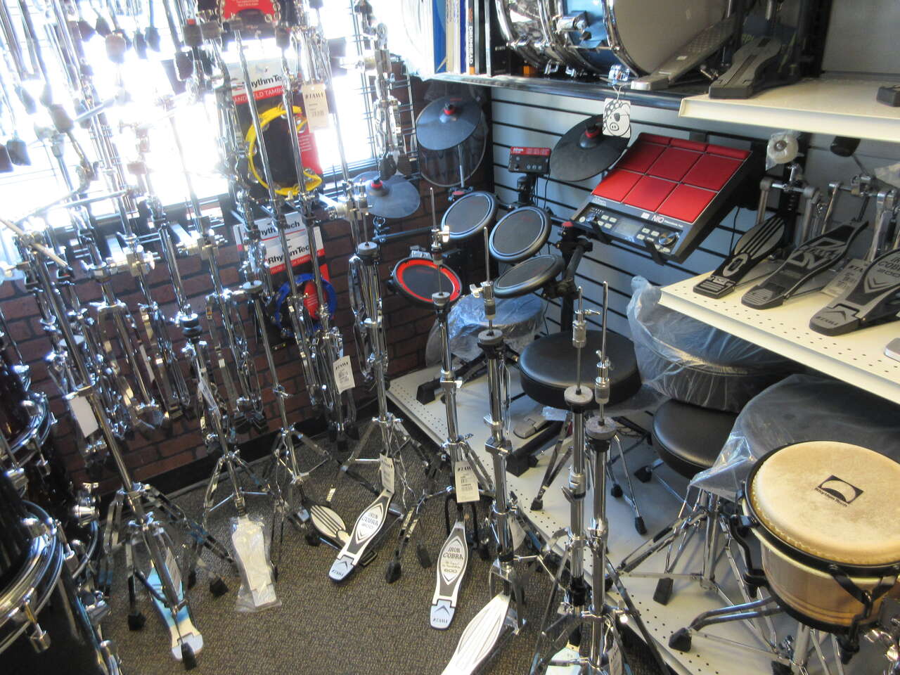 cymbal stands and hardware drum pedals, thrones