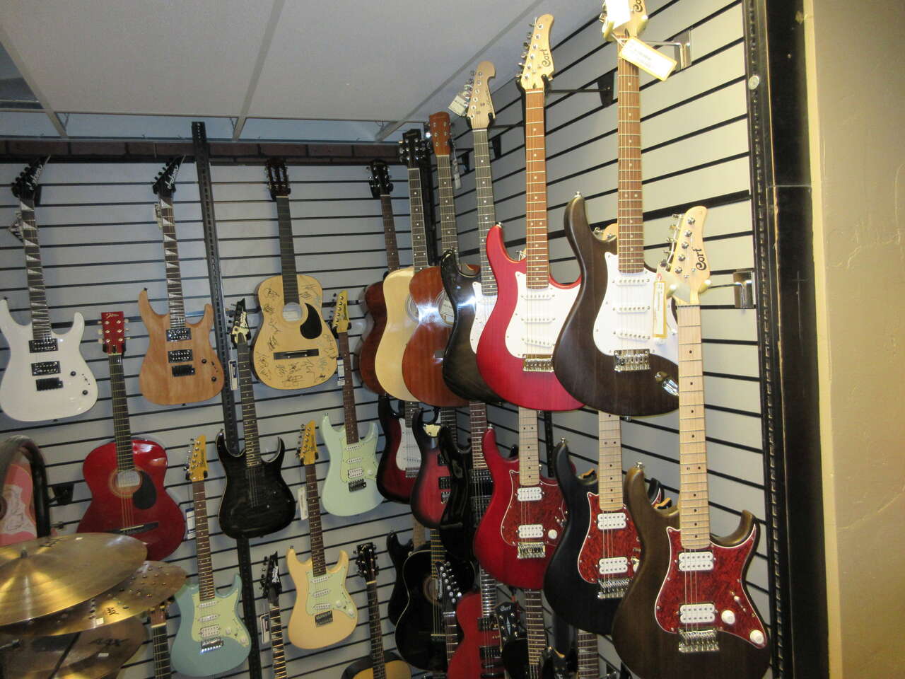electric guitars sale