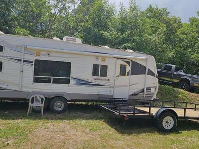 2011 FOREST RIVER SHOCKWAVE TOYHAULER 16 FT GARAGE JUST PULLED DOWN TO LAS VEGAS.