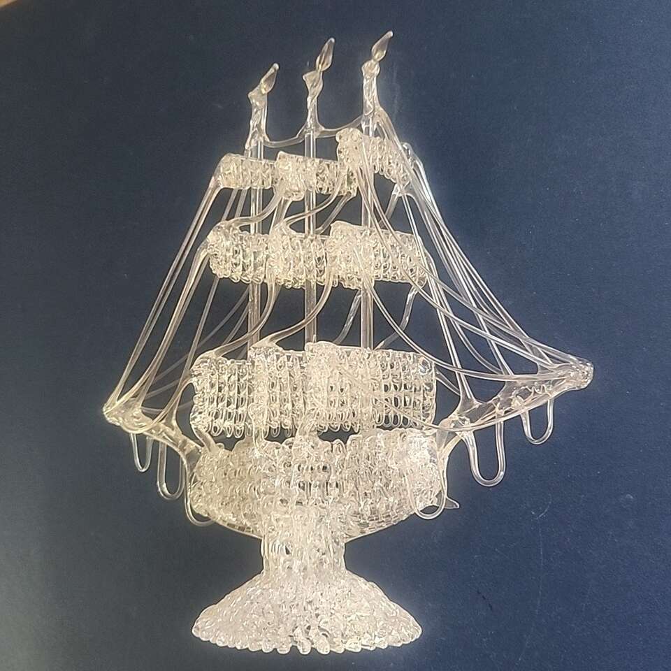 VINTAGE HAND BLOWN GLASS 3 SAIL SHIP 10"X 9.5"