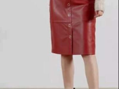 *** NEW WITH TAGS TED BAKER DK RED LEATHER BUTTON PENCIL SKIRT - SIZE 0 ***