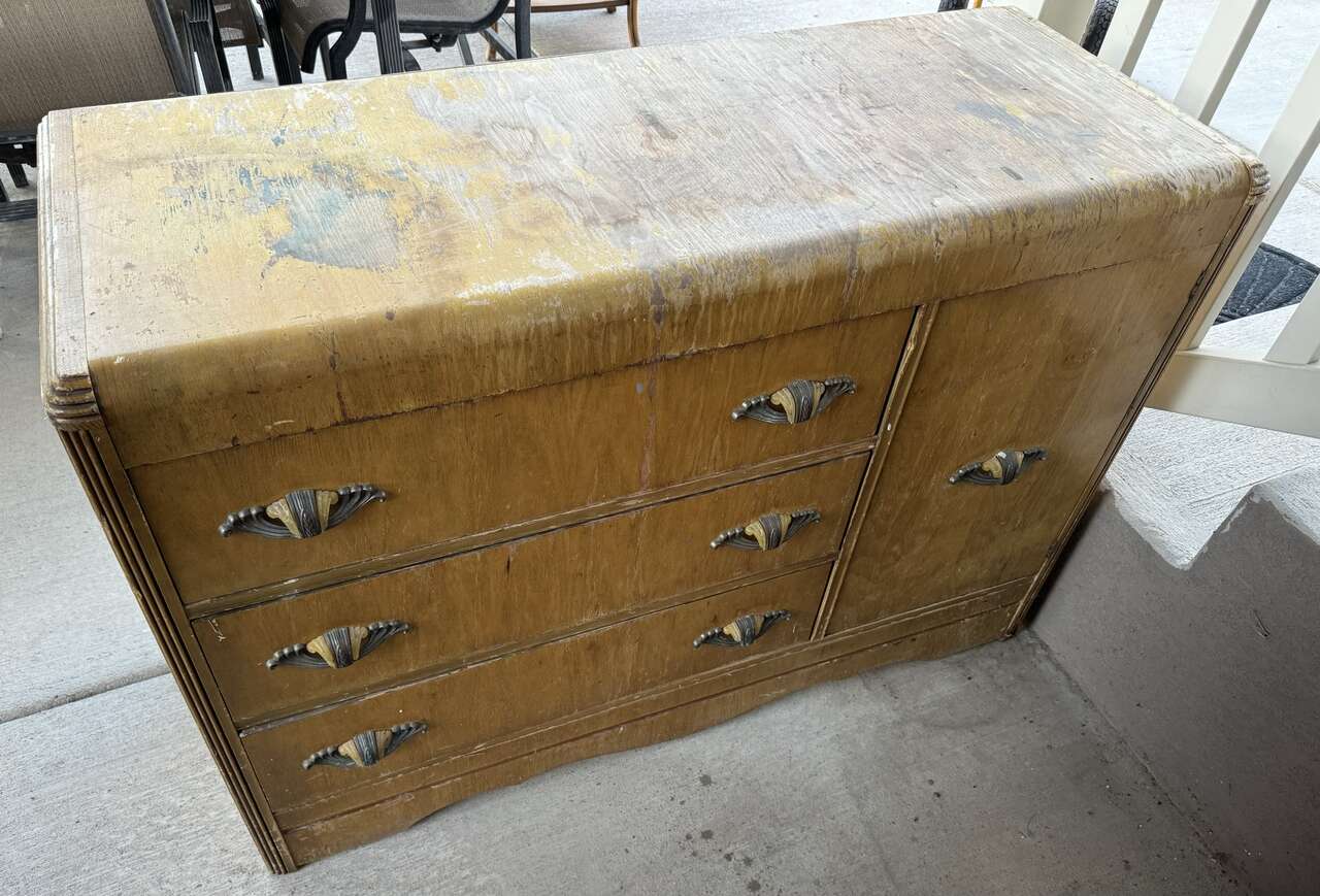 Antique Vintage 1930s Wood dresser