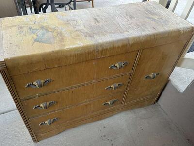 Antique Vintage 1930s Wood dresser