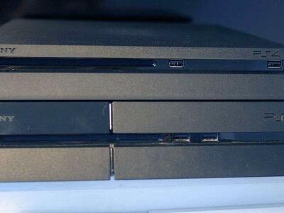 PS4 500GB CONSOLE & CONTROLLER / Also available FREE GAMES, REGULAR & SLIM Spider-Man 1TB pro slim