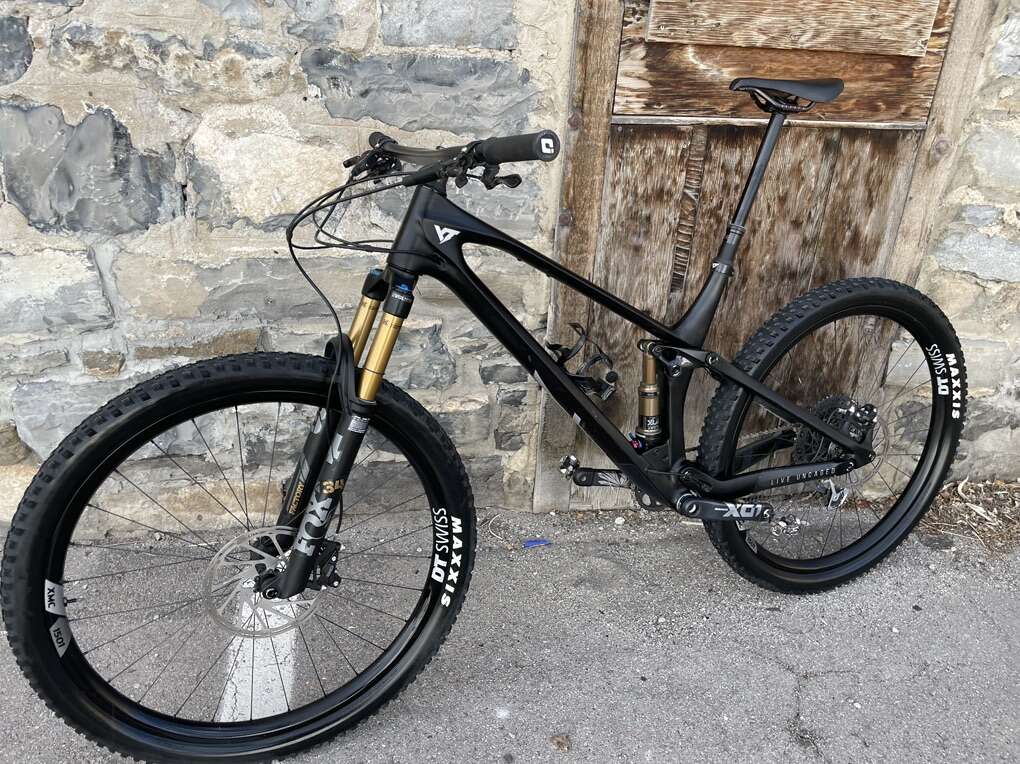 Like New XL YT Izzo 26 Lbs. Upgrades!