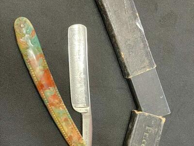 Vintage Straight Razor