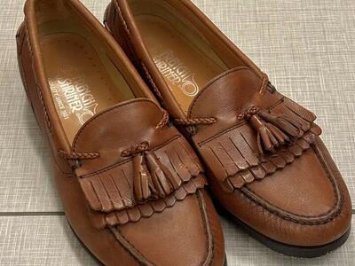 Mens Sz 9.5, 9 1/2 Brown Loafers French Shriner