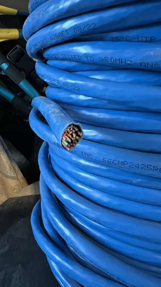 CAT5E cable UTP 24AWG/25pr cmp rated