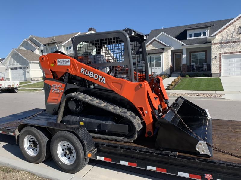 Kubota Bobcat Track Loader skid steer W Trailer