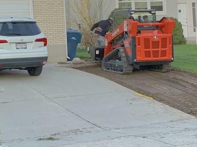 Kubota SVL 75 $450 Skid steer W Trailer