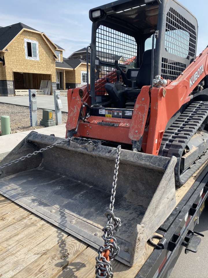 Kubota Skid steer Bobcat W Trailer