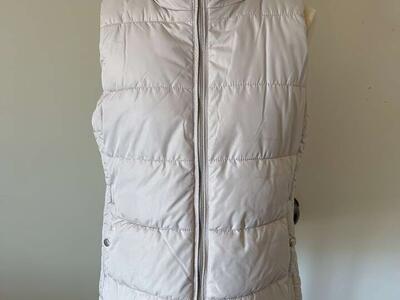 Warm Medium Vest ladies Medium Like New