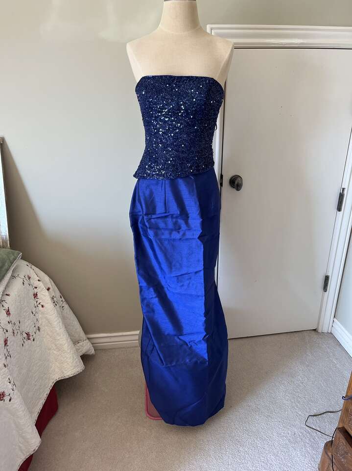 Electric Blue ladies Evening / Prom 2 Piece