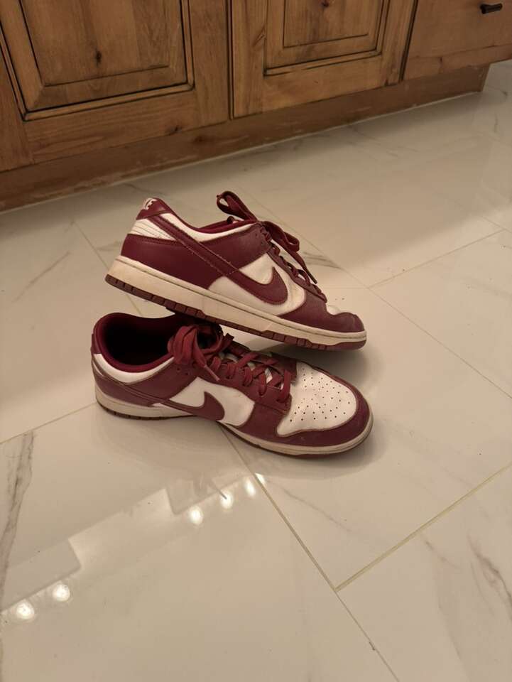 Nike Dunks - Maroon/White - Size 11