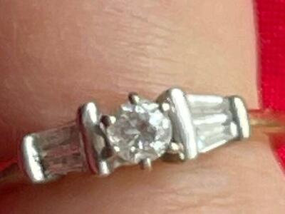 Vintage 14k Two Tone Gold Round Cut Baguette Ring