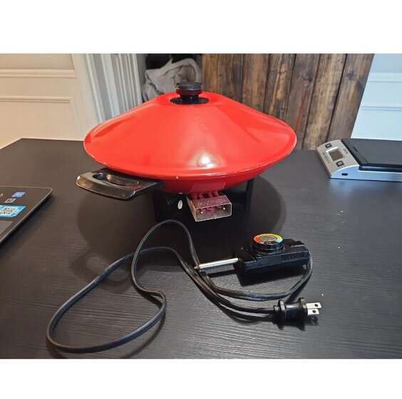 Wear-Ever Electric Wok