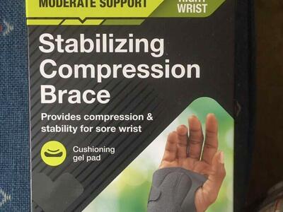 New CVS Health Wrist Brace
