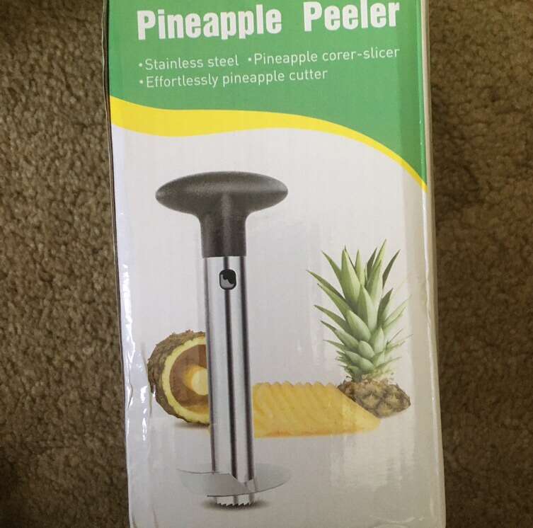 Like New Stainless Steel Pineapple Slicer Peeler