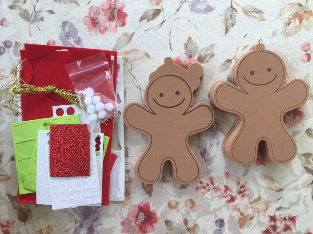 New Christmas Gingerbread Tree Ornament Kit Craft
