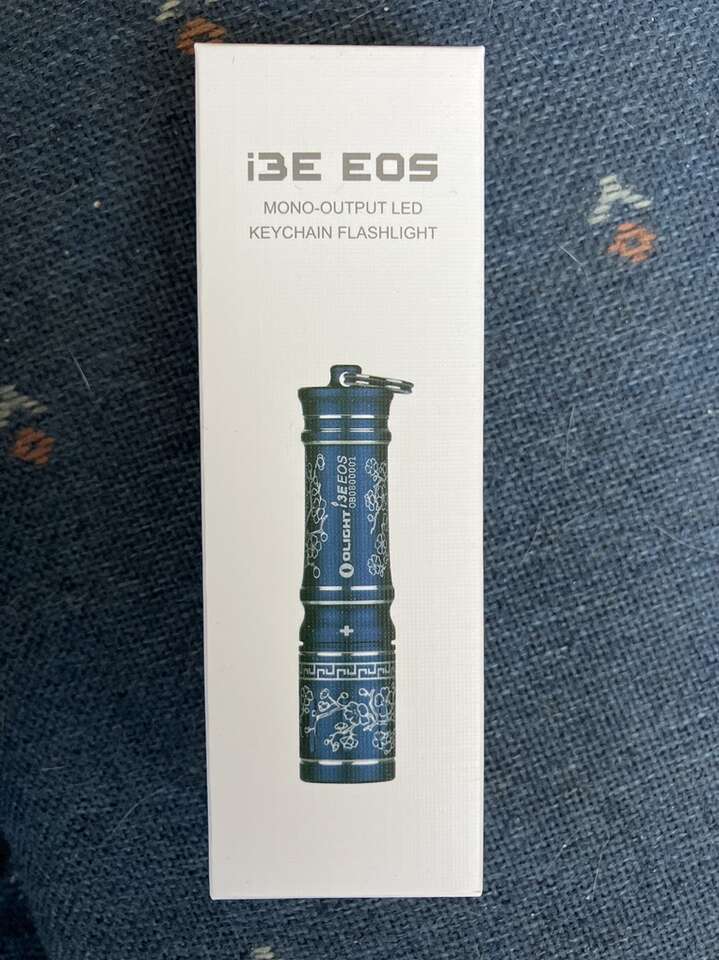 New Olight i3E EOS LED Flaslight