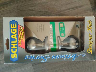 Schlage Hall/Closet Door Knob