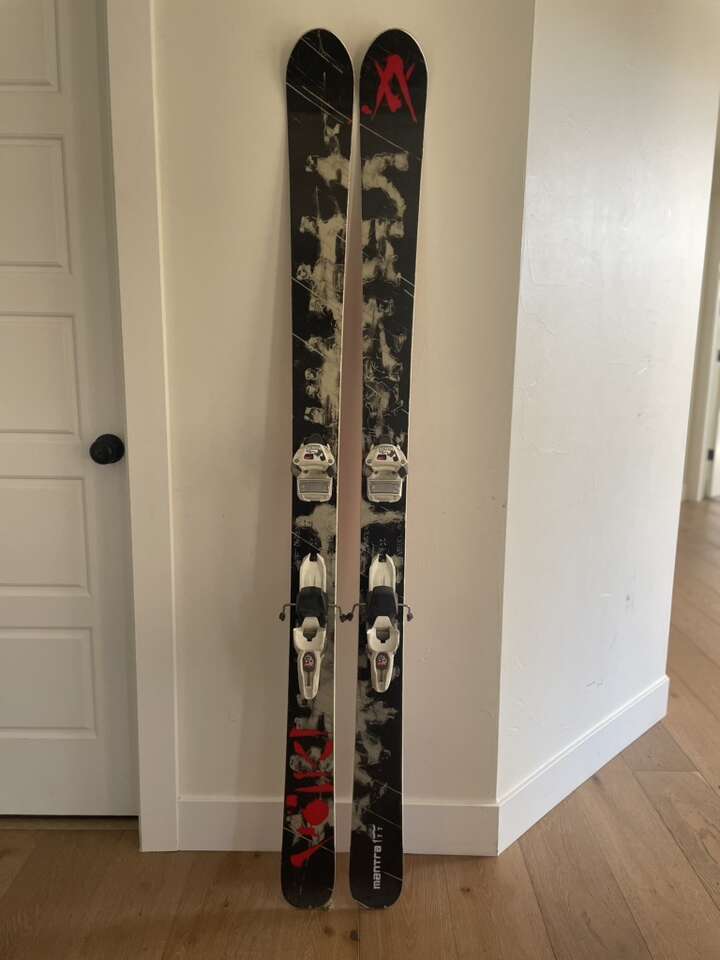 Volkl Mantra Skis 177cm