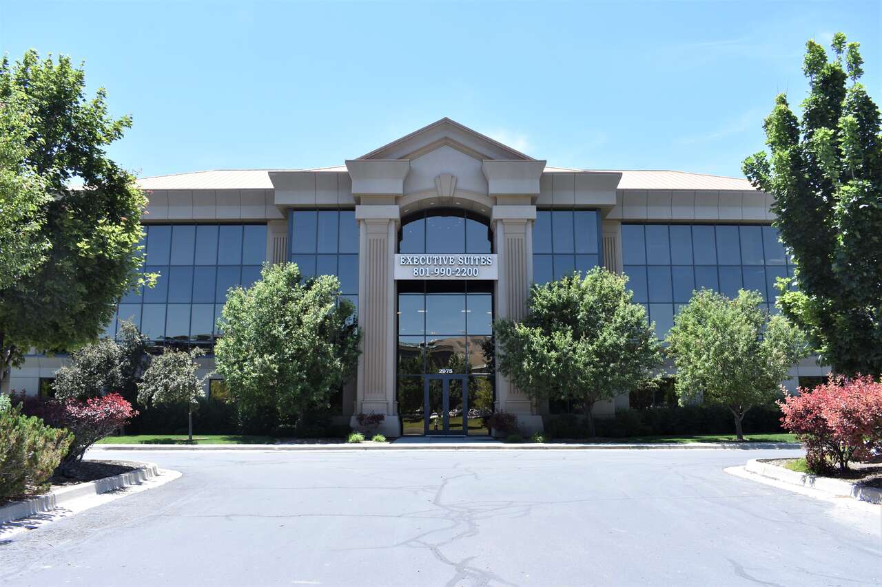 Professional Address - With Access to Conference Rooms