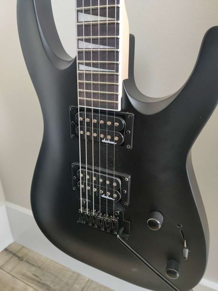 Electric Guitar, Amp and mo… Musical Instruments