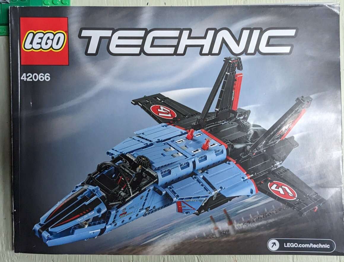 LEGO Technic 42066: Air Race Jet