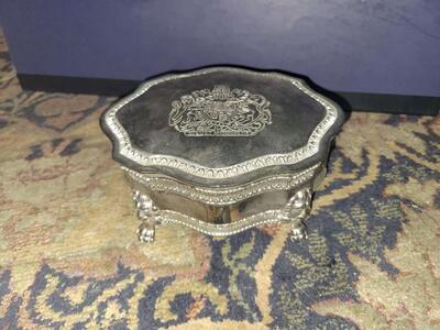 Jewelry box silverplated.