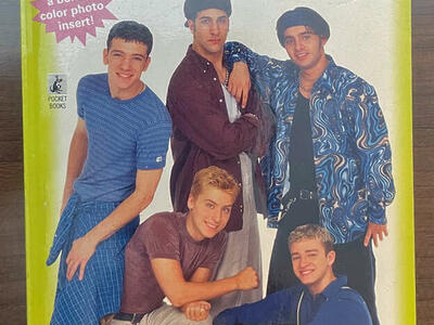 Vintage N SYNC Tearin’ Up the Charts Paperback Book 1998