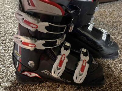 22.5 Nordica Ski Boot