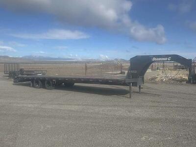 Diamond C flatbed trailer FMAX210