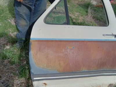 Left door for a 1985 Ford pu.