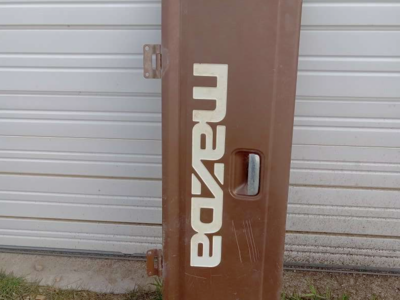 Mazda tailgate