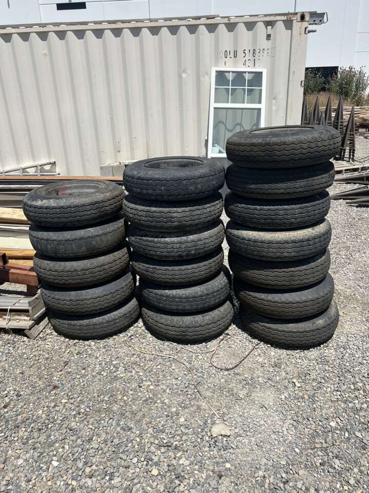 Mobile Home Tires - Excellent condition