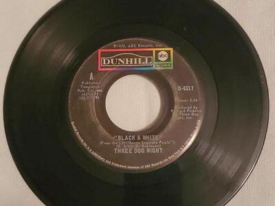 Three Dog Night-Black And White/Freedom for the Stallion 7'' Vinyl Record 1972