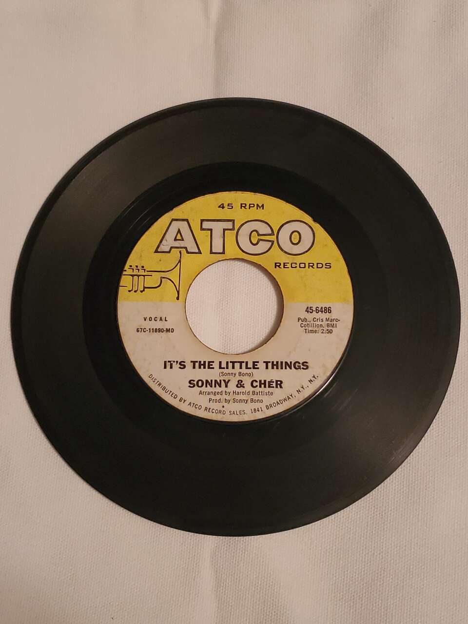 Sonny and Cher-It's The Little Things and Plastic Man 7 inch Vinyl ATCO Records 45 RPM Vocal 45-6486