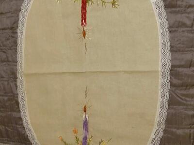 Hand Embroidered Christmas Table Topper/24 x 32"