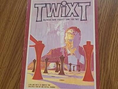 Twixt Strategy Game of Barriers