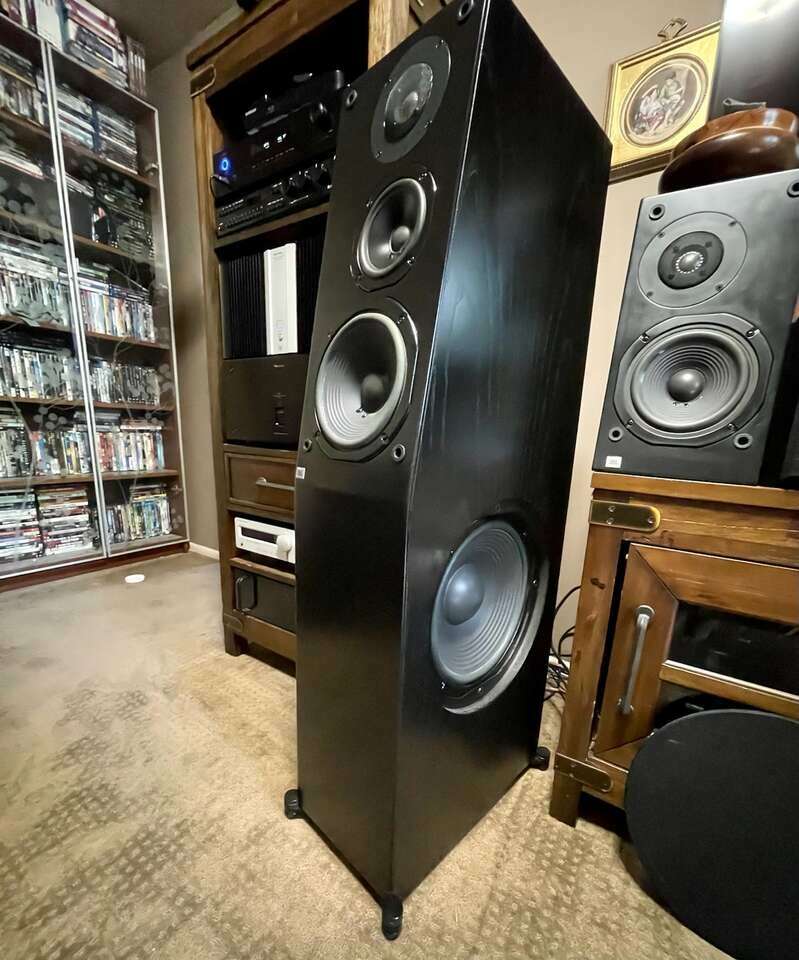 JBL TOWER SPEAKERS MODEL L7. Electronics