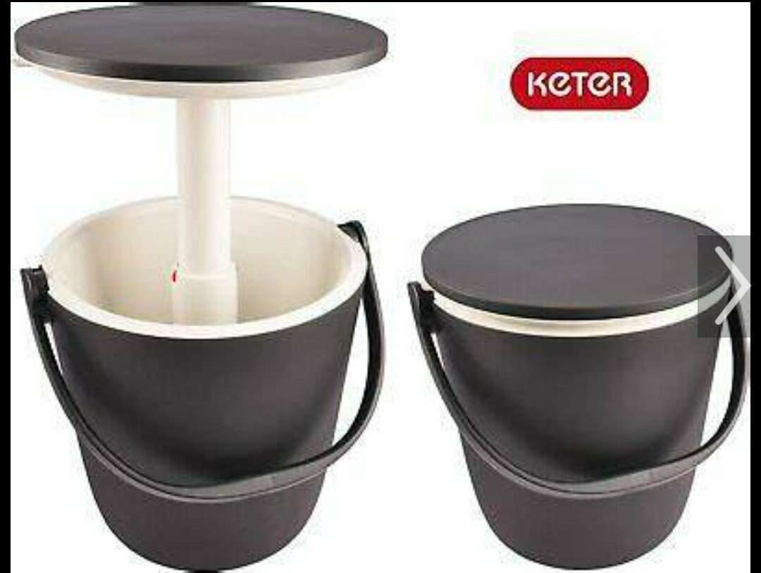 Keter Go bar cooler and table top