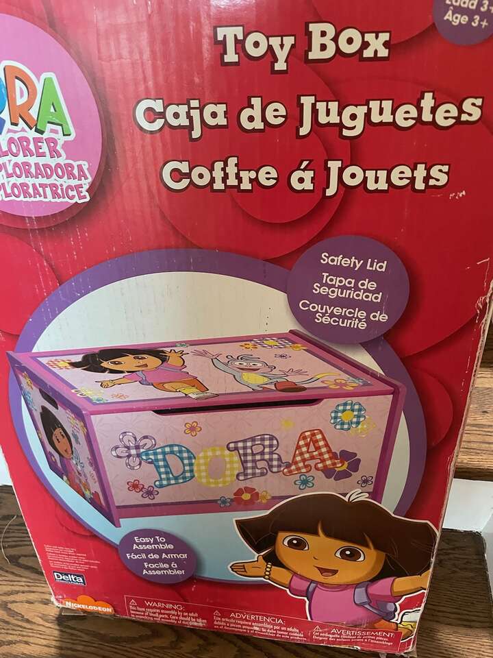 DORA TOY BOX Make an offer!