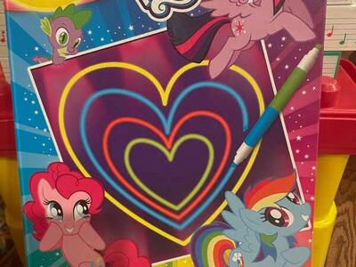 My Little Pony Read & Glow